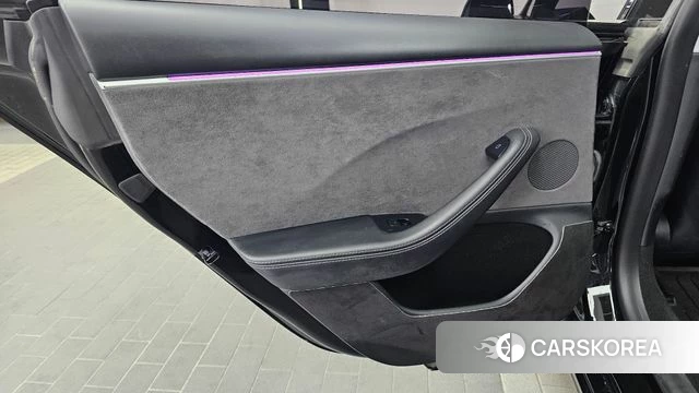 Tesla Model 3 id 4995845 из Кореи 17