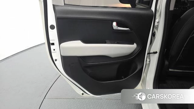 Kia The New Kia Ray id 4921465 из Кореи 17