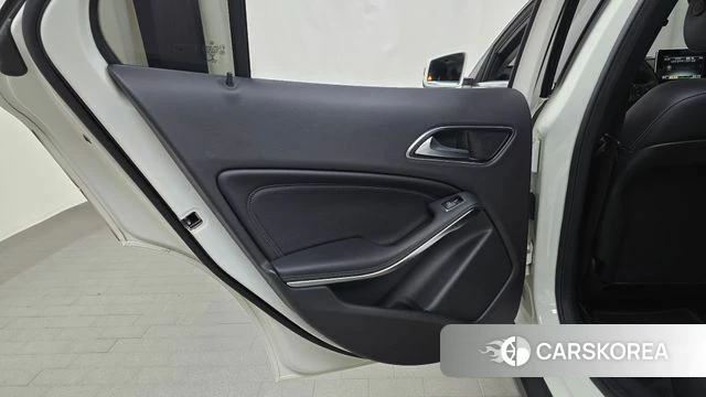 Mercedes-Benz GLA-Class X156 id 4526012 из Кореи 18