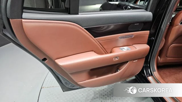 Genesis G90 (RS4) id 5027598 из Кореи 17