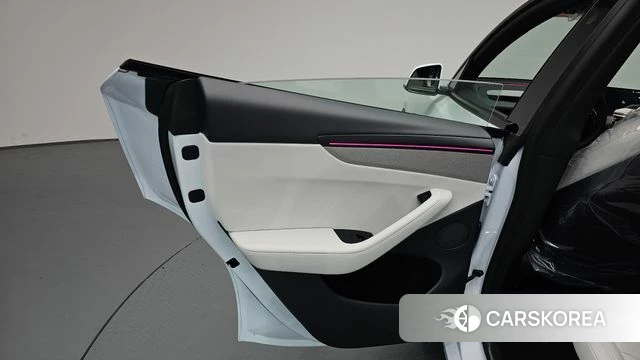 Tesla Model Y id 4984786 из Кореи 17