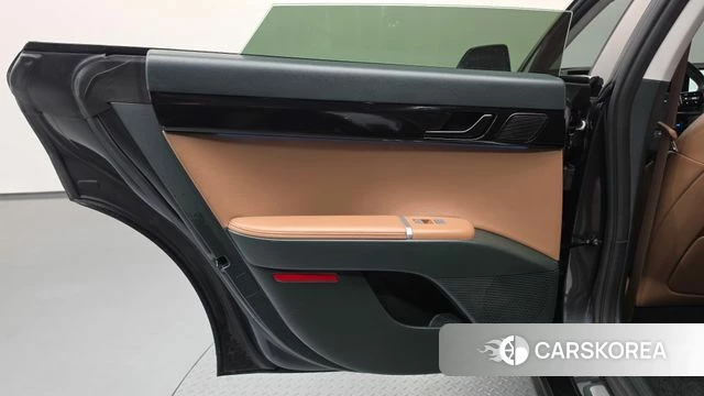 Hyundai Grandeur Hybrid (GN7) id 4980558 из Кореи 17