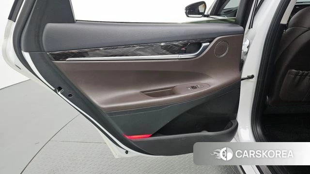 Hyundai Grandeur IG Hybrid id 5041929 из Кореи 17