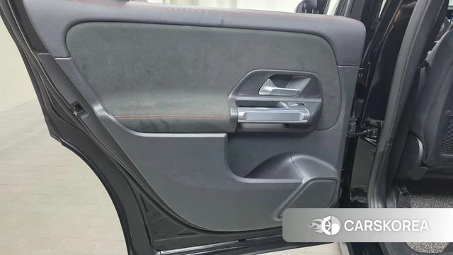Mercedes-Benz GLB-Class X247 id 5034459 из Кореи 17