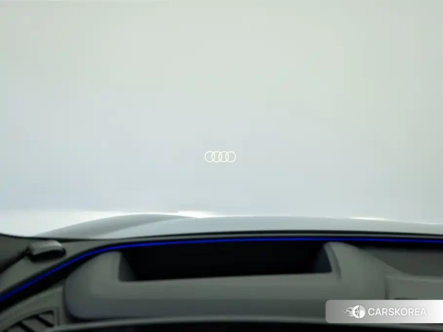 Audi Q6L id 4583853 из Китая 17