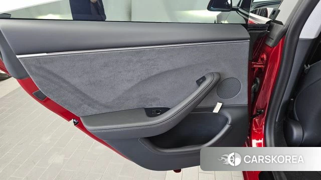 Tesla Model 3 id 4934522 из Кореи 17
