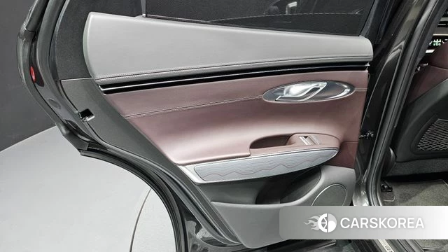 Genesis GV70 id 4660791 из Кореи 17