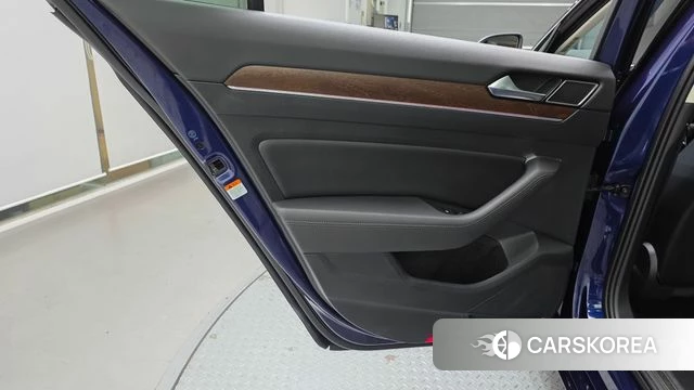 Volkswagen Passat GT (B8) id 4960493 из Кореи 17