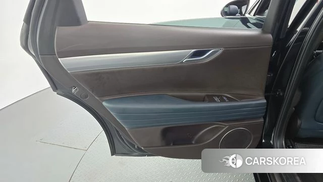 Genesis G80 (RG3) id 5034315 из Кореи 17