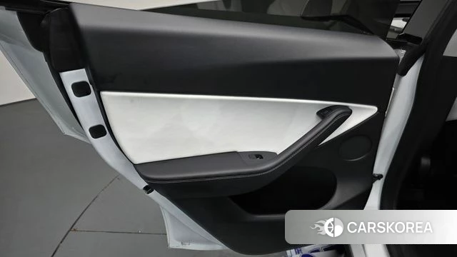 Tesla Model Y id 4959223 из Кореи 17