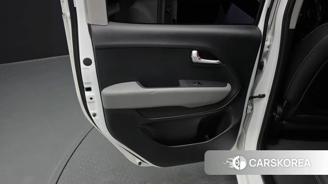 Kia The New Kia Ray EV id 5038997 из Кореи 17