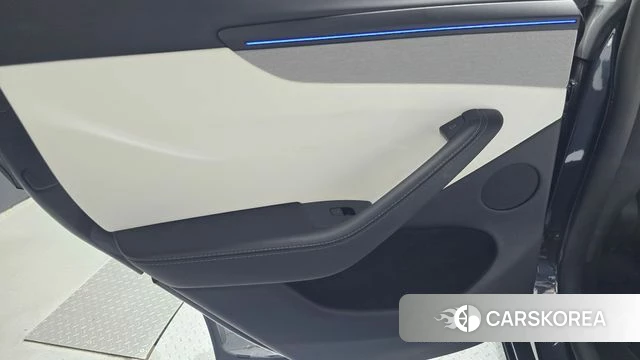 Tesla Model Y id 4639951 из Кореи 17