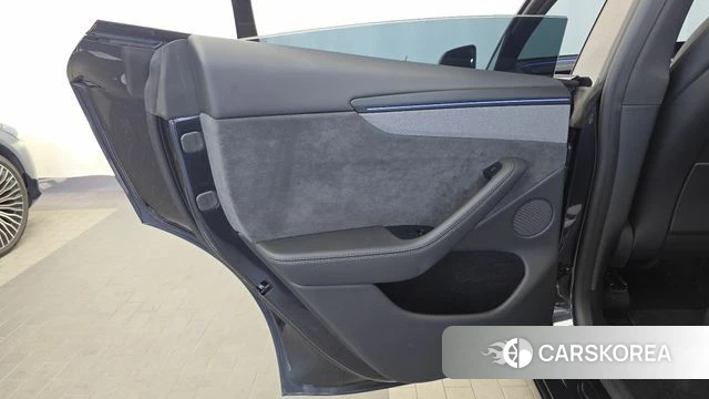 Tesla Model Y id 4897622 из Кореи 17