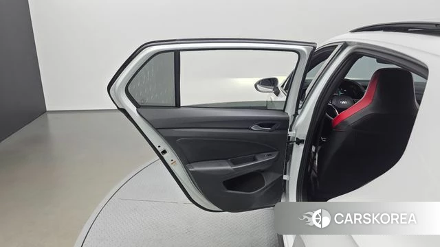 Volkswagen Golf 8th Generation id 5021286 из Кореи 17