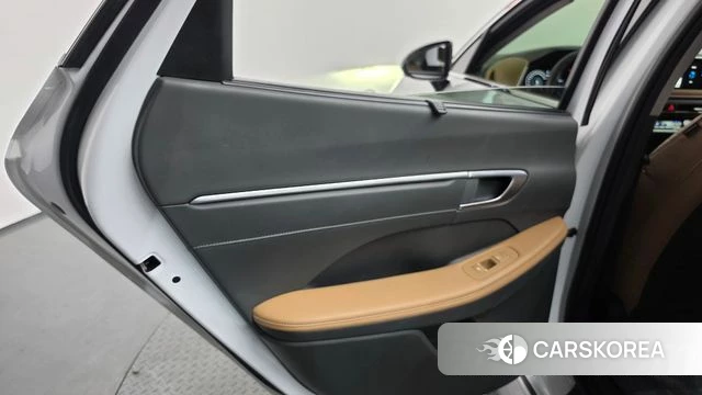 Hyundai Sonata (DN8) id 5013350 из Кореи 17