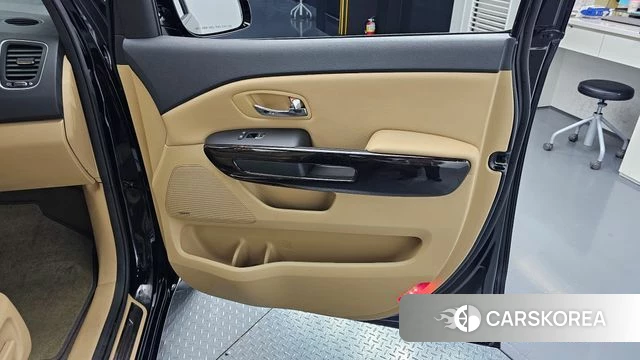 Kia The New Carnival id 5018896 из Кореи 17