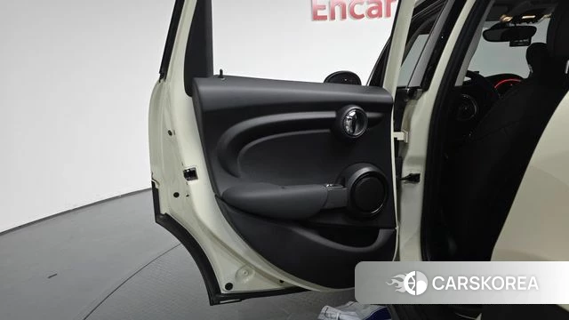 Mini Cooper id 4732101 из Кореи 17