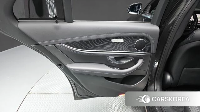 Mercedes-Benz E-Class W213 id 5047779 из Кореи 17