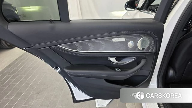 Mercedes-Benz E-Class W213 id 5059580 из Кореи 17