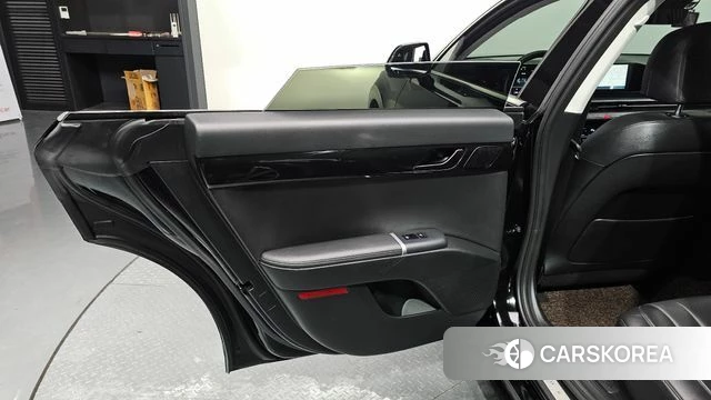 Hyundai Grandeur Hybrid (GN7) id 5021855 из Кореи 17