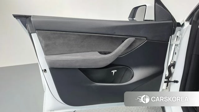 Tesla Model Y id 4726065 из Кореи 17