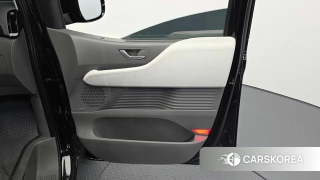 Hyundai Staria id 5026111 из Кореи 17