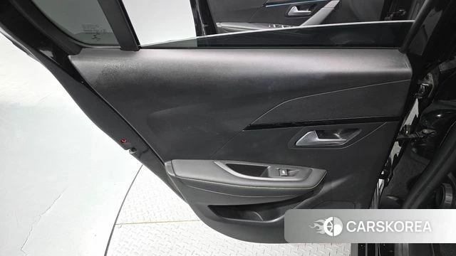 Peugeot e-208 second Generation id 5040812 из Кореи 17