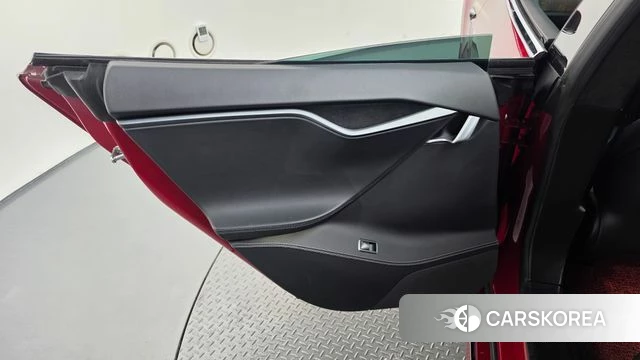 Tesla Model S id 5035471 из Кореи 17