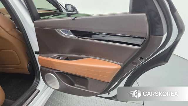 Genesis G80 (RG3) id 5023003 из Кореи 17