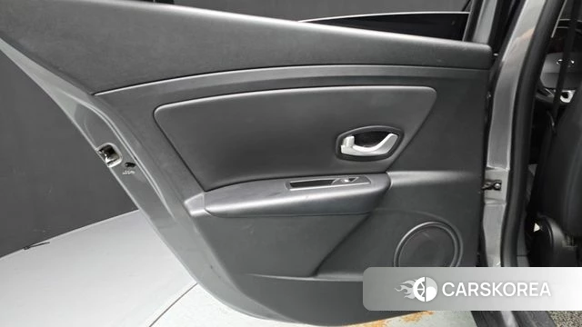Renault Korea (Samsung) SM3 Z.E. id 4907285 из Кореи 17