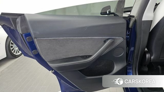 Tesla Model Y id 4740286 из Кореи 17