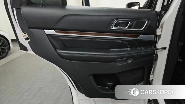 Ford Explorer id 5029428 из Кореи 17