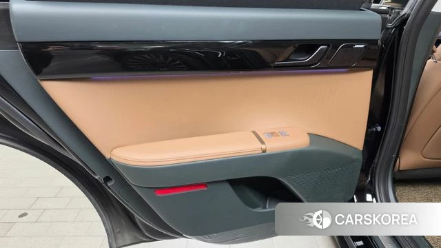 Hyundai Grandeur Hybrid (GN7) id 5021197 из Кореи 17