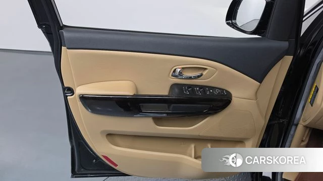 Kia The New Carnival id 5054693 из Кореи 17