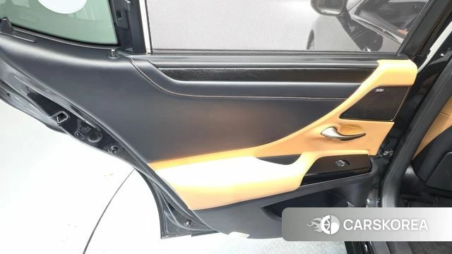 Lexus ES300h 7th generation id 5002226 из Кореи 17