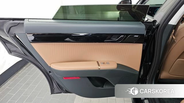 Hyundai Grandeur Hybrid (GN7) id 4974960 из Кореи 17