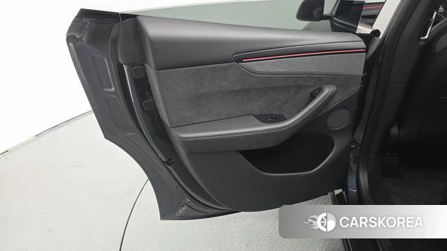 Tesla Model Y id 4705828 из Кореи 17