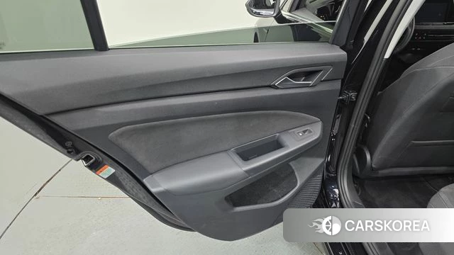 Volkswagen Golf 8th Generation id 5002040 из Кореи 17
