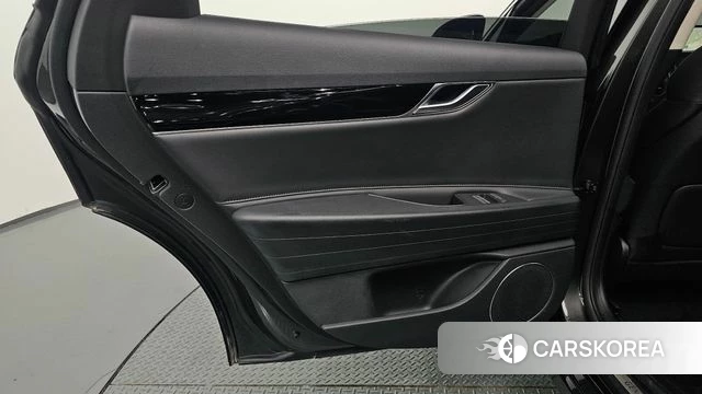 Genesis G80 (RG3) id 5033616 из Кореи 17