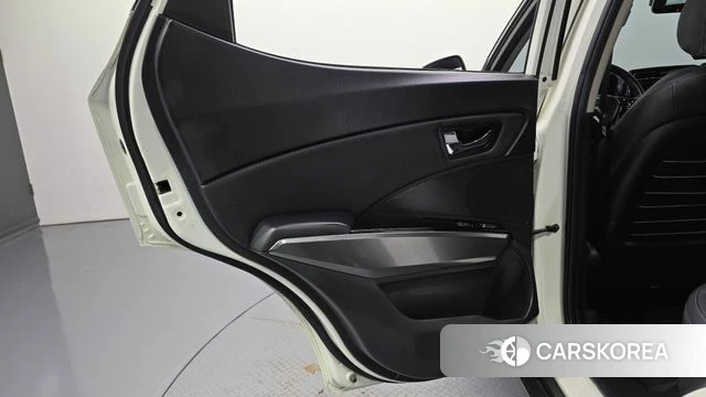 Ssangyong Berry New Tivoli id 4917528 из Кореи 17