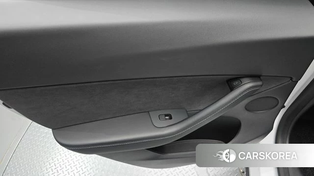 Tesla Model Y id 4750447 из Кореи 17