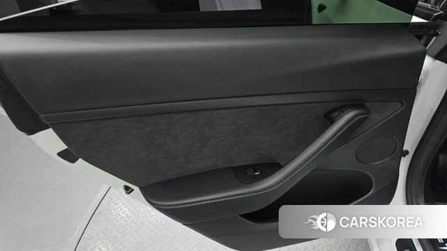 Tesla Model 3 id 4666303 из Кореи 17