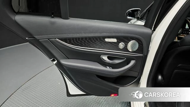 Mercedes-Benz E-Class W213 id 4976577 из Кореи 17