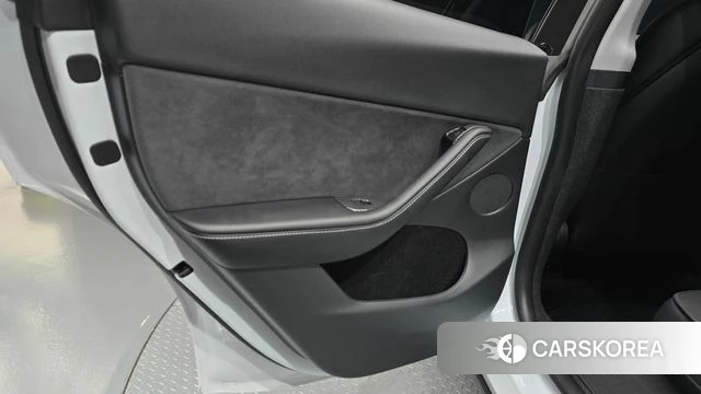 Tesla Model Y id 4792253 из Кореи 17