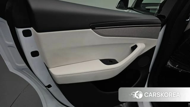 Tesla Model Y id 4862506 из Кореи 17