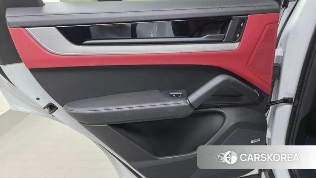 Porsche Cayenne (PO536) id 4898304 из Кореи 17