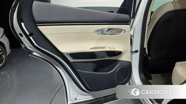 Genesis GV70 id 5034169 из Кореи 17