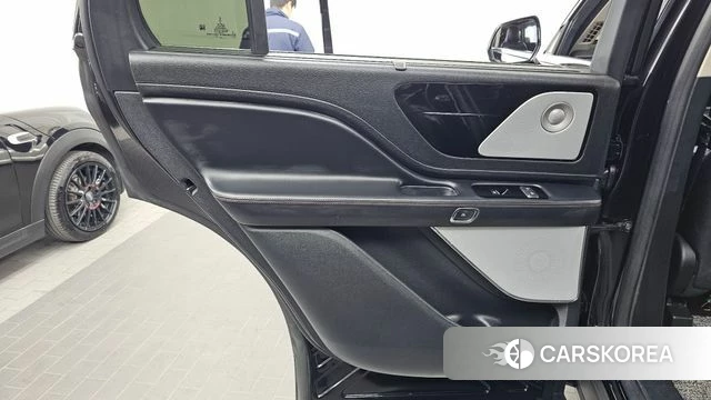 Lincoln Aviator 2nd generation id 5047791 из Кореи 17