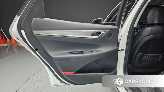 Hyundai The New Grandeur IG Hybrid id 4936814 из Кореи 17