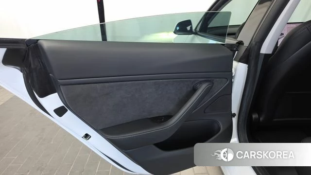 Tesla Model 3 id 5013096 из Кореи 17